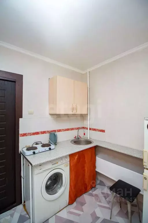 Комната Красноярский край, Красноярск ул. Железнодорожников, 9 (11.8 ... - Фото 0