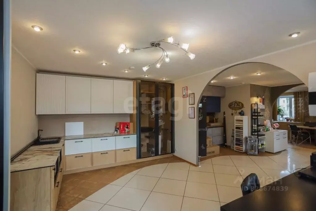 Офис в Иркутская область, Ангарск 94-й кв-л, 101 (61 м) - Фото 1