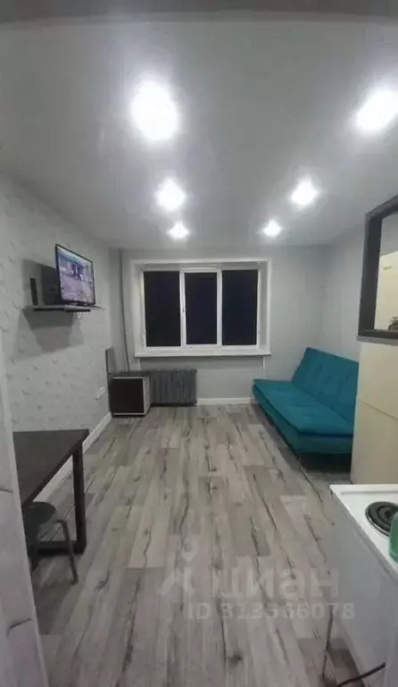 Студия Курганская область, Курган ул. Сухэ-Батора, 8 (18.0 м) - Фото 0