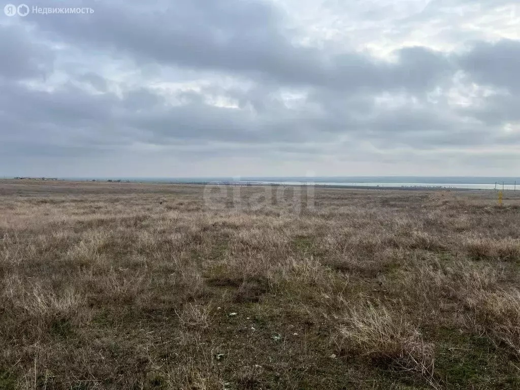 Участок в Черноморский район, село Межводное (10.09 м) - Фото 1