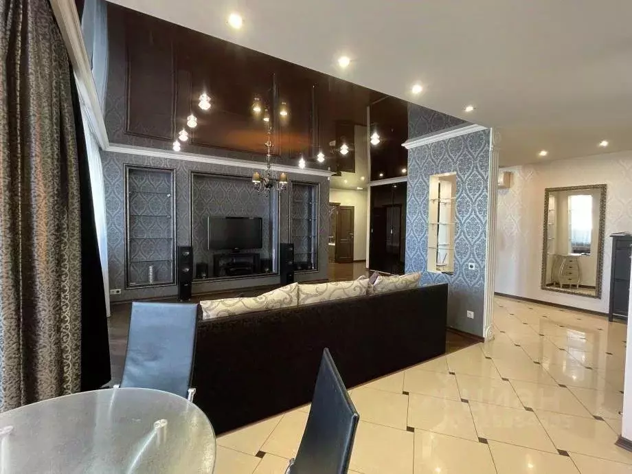 3-к кв. Самарская область, Самара ул. Академика Платонова, 8 (120.0 м) - Фото 2