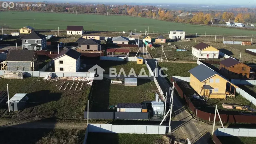 Участок в городской посёлок Красный Бор, коттеджный посёлок Массив ... - Фото 1