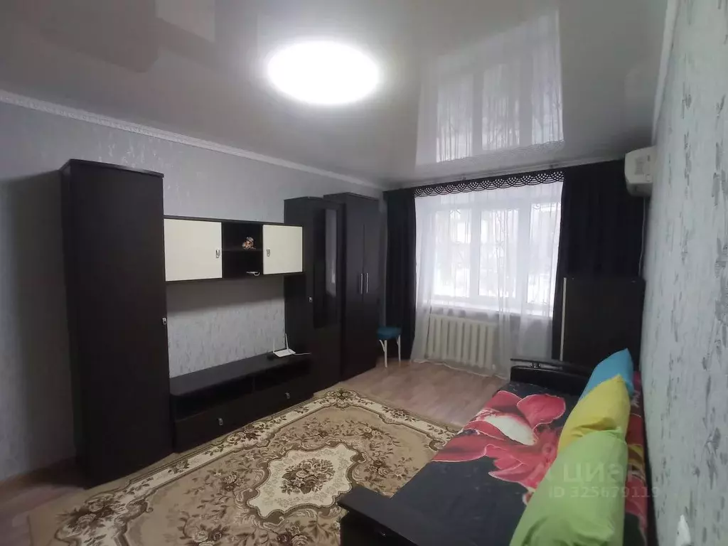 2-к кв. Волгоградская область, Михайловка ул. Энгельса, 11А (40.8 м) - Фото 1