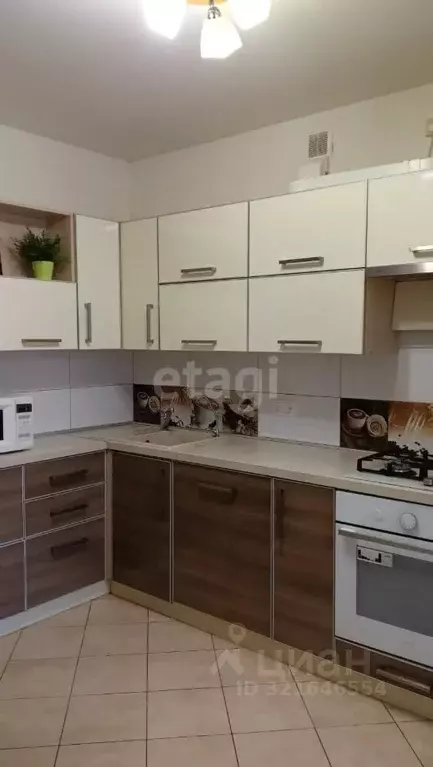 3-к кв. Ульяновская область, Ульяновск ул. Орлова, 27 (63.9 м) - Фото 0