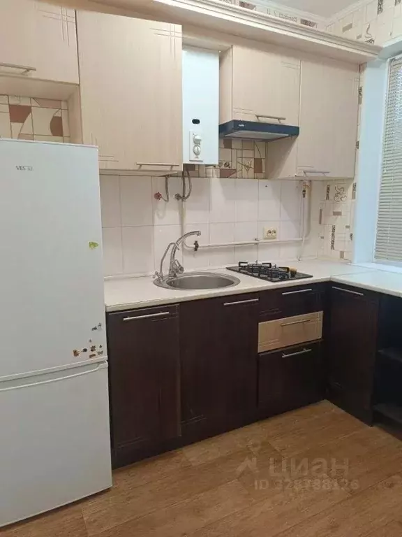 2-к кв. Крым, Керчь ул. Марата, 5 (46.2 м) - Фото 1