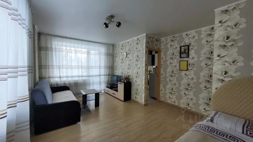 1-к кв. Челябинская область, Сатка ул. Металлургов, 11 (29.0 м) - Фото 2