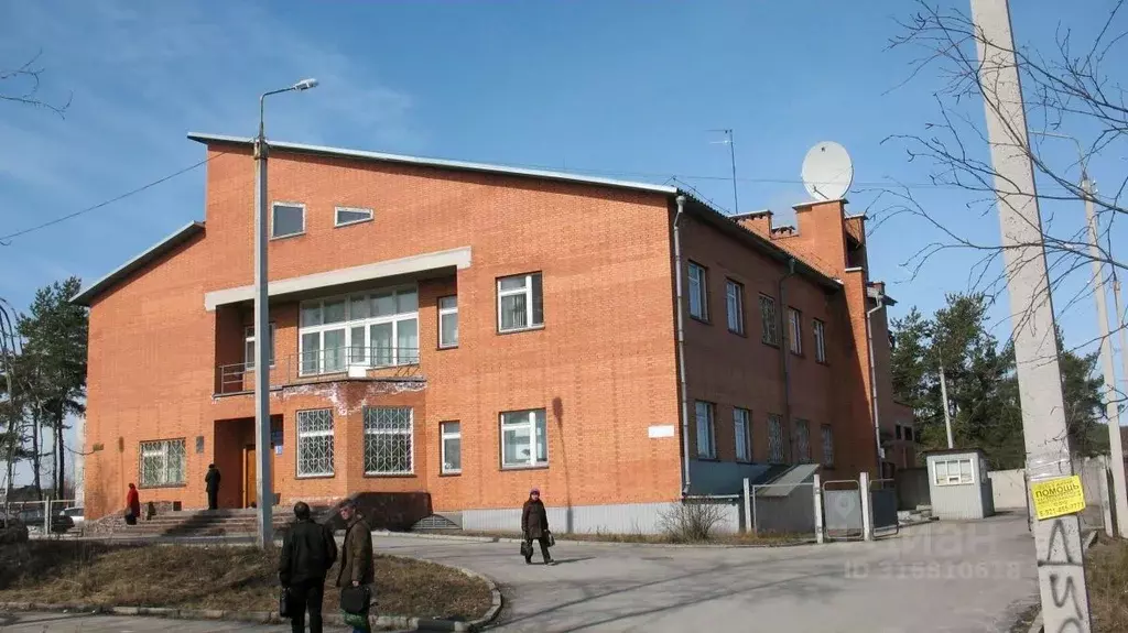Помещение свободного назначения в Карелия, Медвежьегорск ул. ... - Фото 1