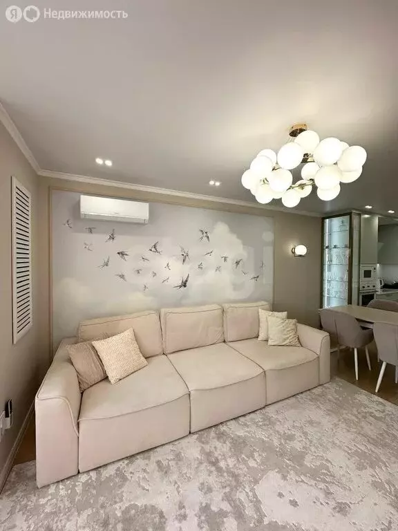 3-комнатная квартира: Оренбург, улица Автомобилистов, 15 (90 м) - Фото 0