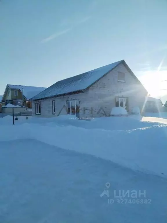 Дом в Татарстан, Тукаевский район, д. Азьмушкино, Подсолнухи мкр ул. ... - Фото 1