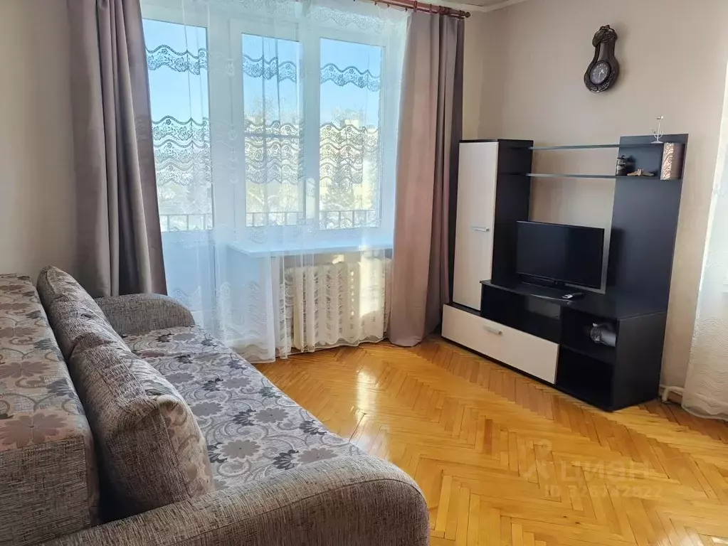 1-к кв. Ленинградская область, Гатчина ул. Рощинская, 20 (33.0 м) - Фото 1