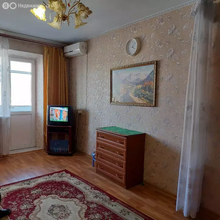 3-комнатная квартира: Ростов-на-Дону, Казахская улица, 65А (56 м) - Фото 1