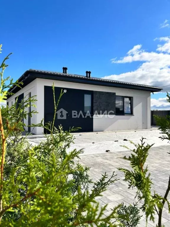 Дом в Калининградская область, Гурьевский муниципальный округ, пос. ... - Фото 1