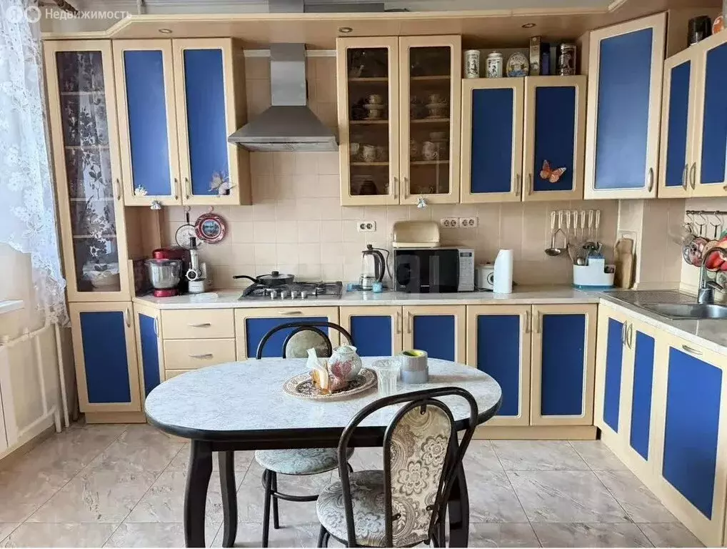 3-комнатная квартира: Казань, улица Братьев Касимовых, 6А (78.5 м) - Фото 2