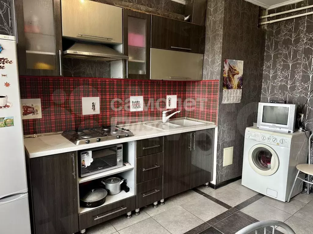 3-к. квартира, 65 м, 9/9 эт. - Фото 1