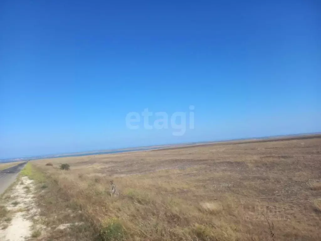 Участок в Крым, Сакский район, с. Штормовое  (6.0 сот.) - Фото 1