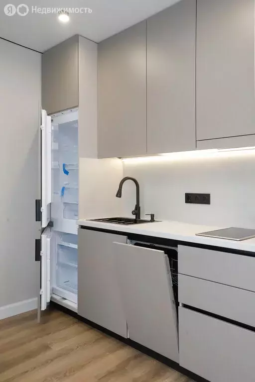 1-комнатная квартира: Иркутск, улица Варламова, 108 (30 м) - Фото 1