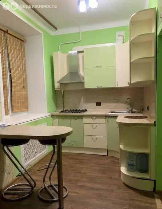 2-комнатная квартира: Владимир, улица Усти-на-Лабе, 5В (43.8 м) - Фото 0