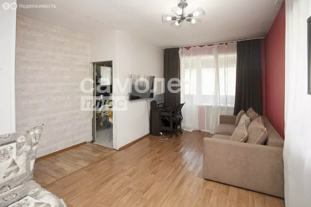 1-комнатная квартира: Кемерово, улица Рукавишникова, 13 (32.1 м) - Фото 2