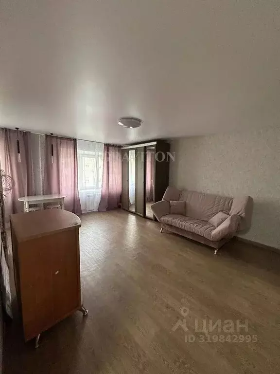 2-к кв. Алтай, Горно-Алтайск Коммунистический просп., 2 (40.0 м) - Фото 1