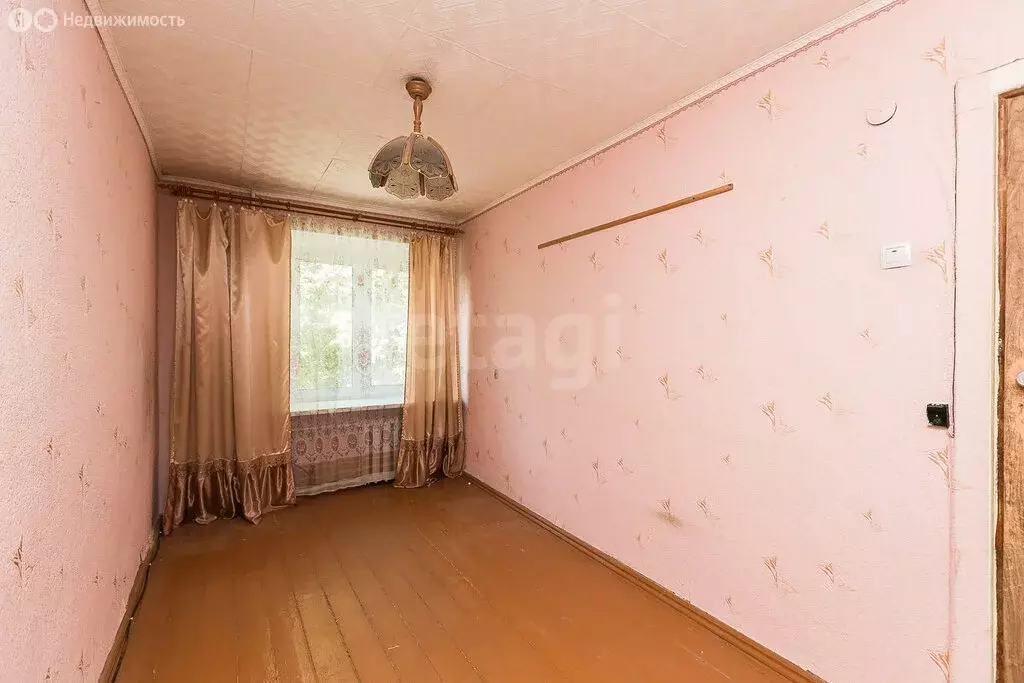 2-комнатная квартира: Тюмень, улица Белинского, 6А (43.9 м) - Фото 2