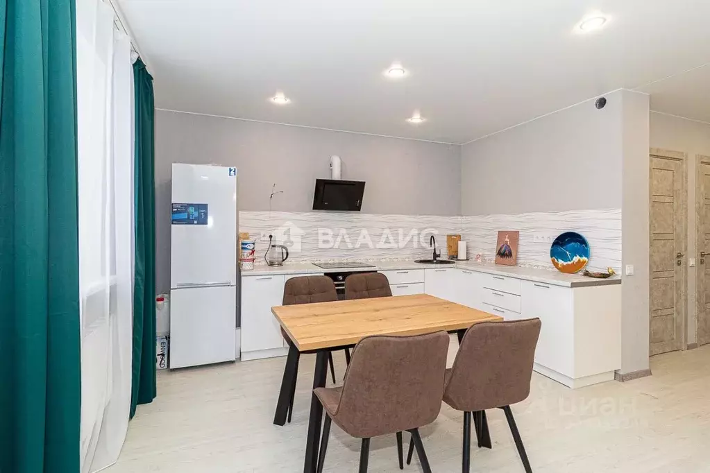 2-к кв. Владимирская область, Владимир проезд Лакина, 10 (60.0 м) - Фото 1