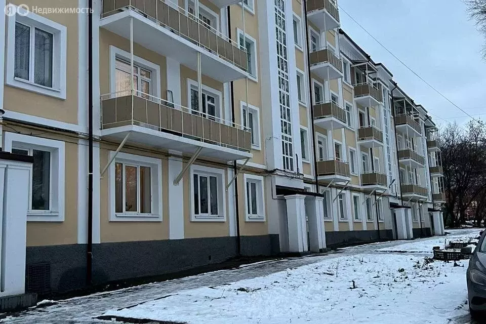 3-комнатная квартира: Пермь, Уральская улица, 87 (69.2 м) - Фото 0