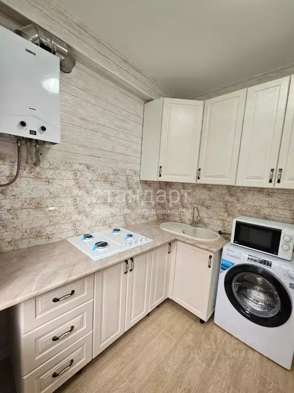 3-к кв. Ставропольский край, Ессентуки Октябрьская ул. (50.0 м) - Фото 0
