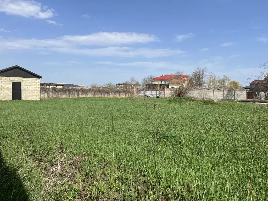 Участок в Адыгея, Тахтамукайский район, Старобжегокайское с/пос, Новая ... - Фото 0