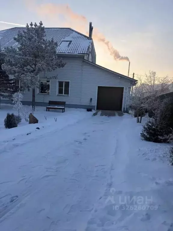 Коттедж в Красноярский край, Емельяново пгт ул. Майская, 16 (304 м) - Фото 2