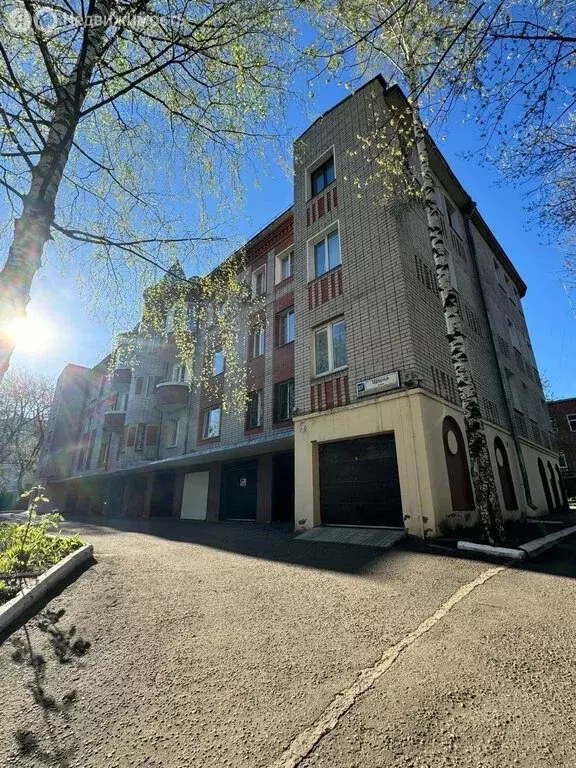 Квартира-студия: Киров, Ленинский район, улица Щорса, 37А (58 м) - Фото 1