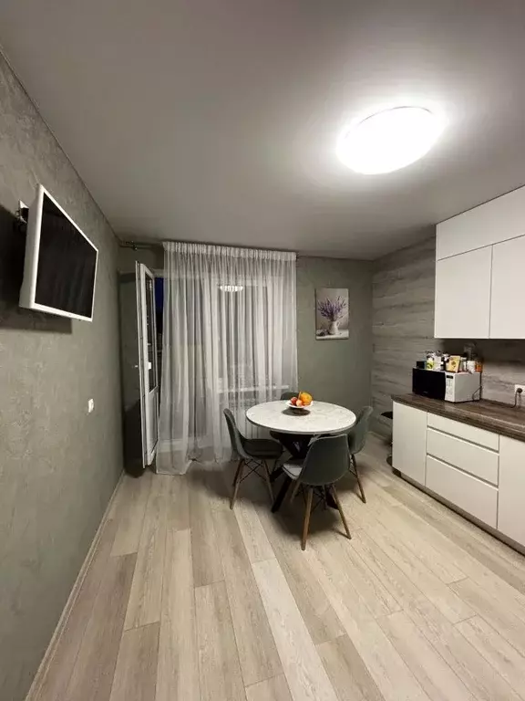2-к кв. Татарстан, Зеленодольск ул. Сайдашева, 19А (58.9 м) - Фото 1