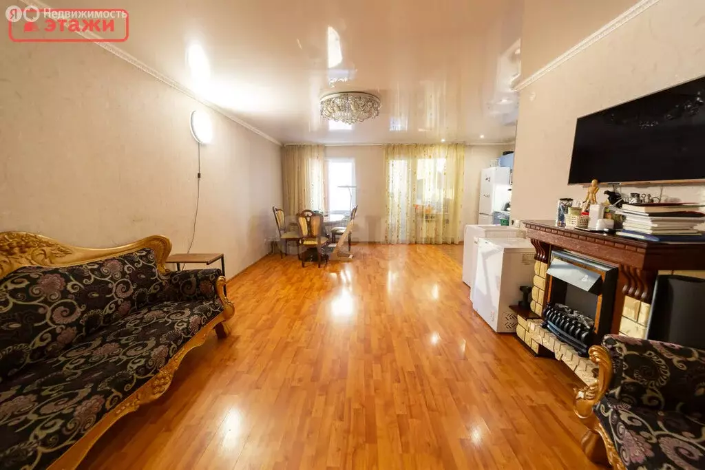 3-комнатная квартира: Петрозаводск, набережная Варкауса, 35 (97 м) - Фото 1