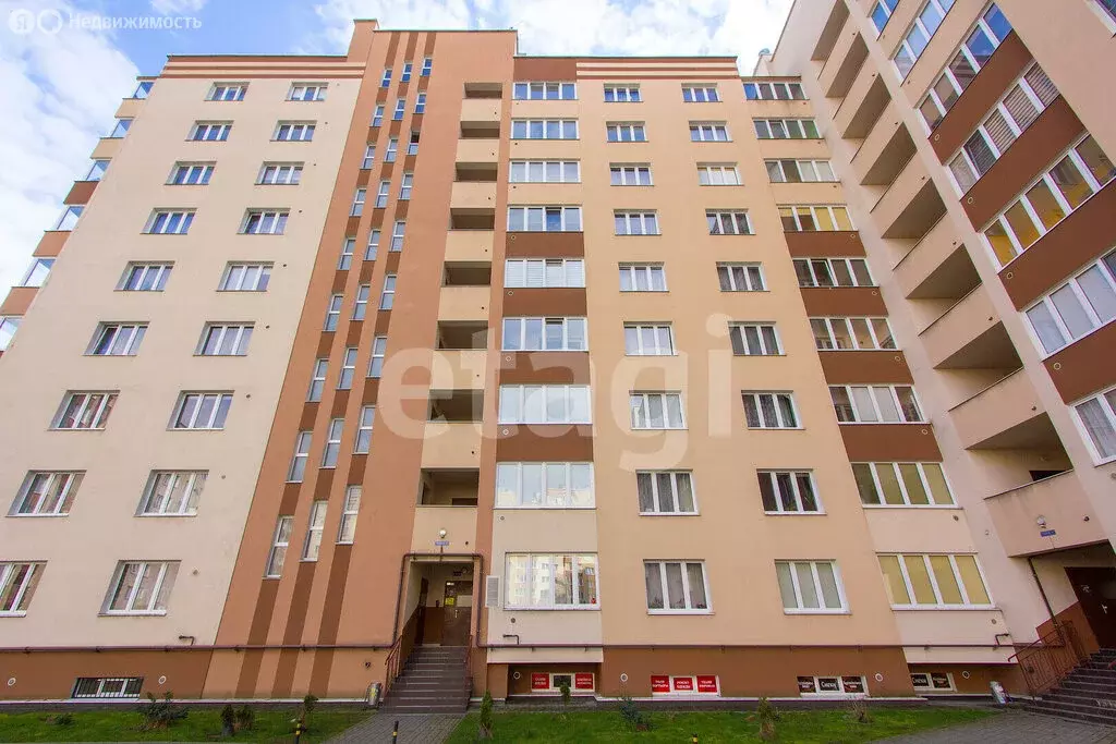 2-комнатная квартира: Калининград, улица Виктора Денисова, 10 (68.4 м) - Фото 1