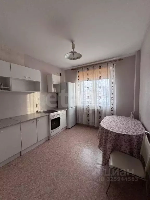 1-к кв. Тюменская область, Тюмень ул. Василия Гольцова, 2 (32.0 м) - Фото 2