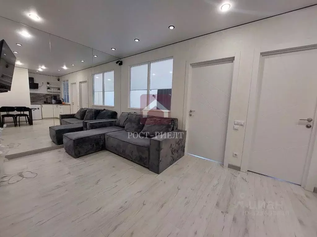 2-к кв. Саратовская область, Энгельс Трудовая ул., 12/5 (48.1 м) - Фото 1