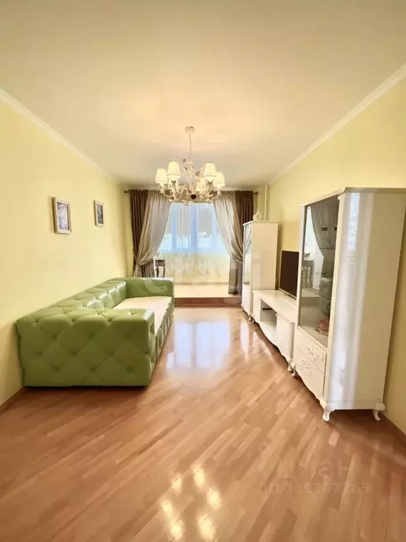 3-к кв. Белгородская область, Белгород ул. Щорса, 47а (73.6 м) - Фото 0