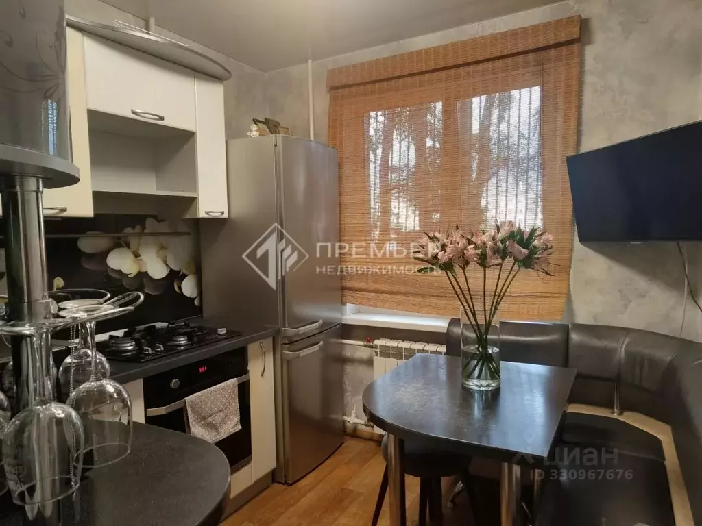 2-к кв. Кировская область, Киров ул. Горького, 59 (47.2 м) - Фото 1