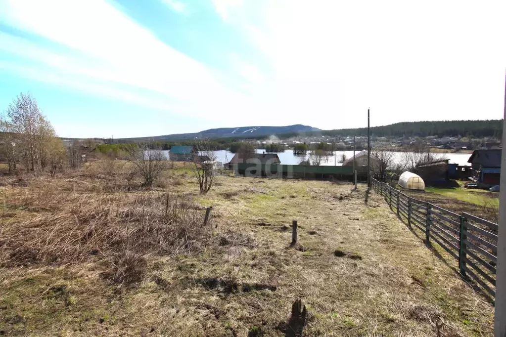 Участок в Свердловская область, Нижний Тагил городской округ, пос. ... - Фото 0