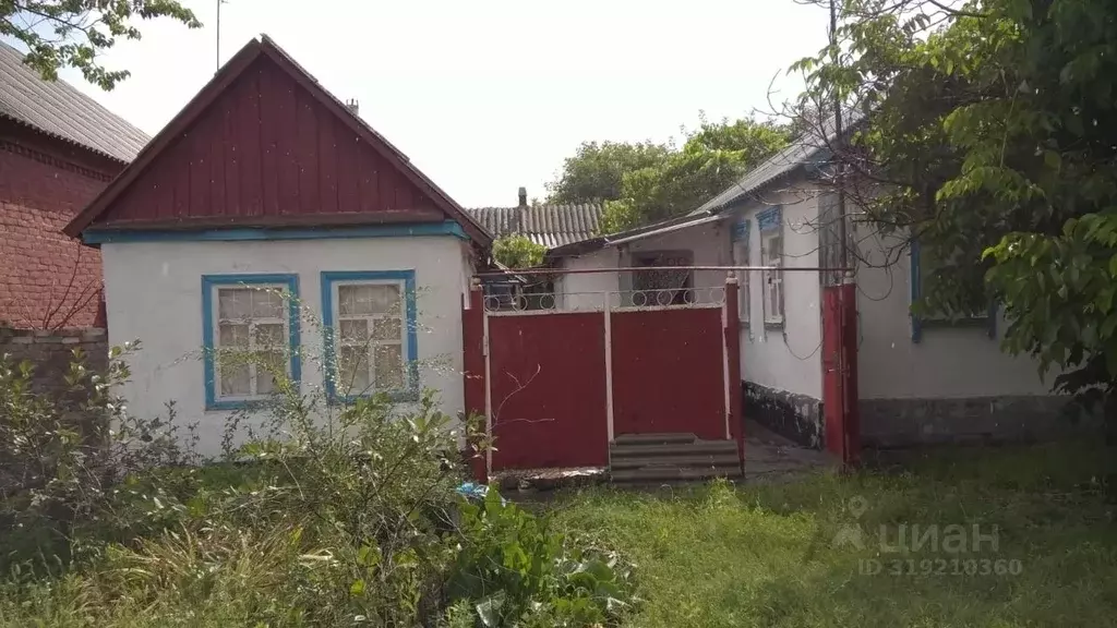 Дом в Ростовская область, Красный Сулин ул. Розы Люксембург (40 м) - Фото 0