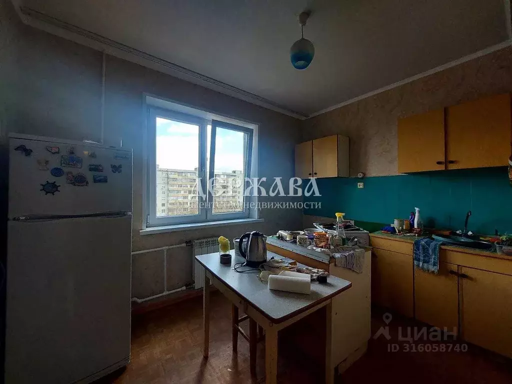 1-к кв. Белгородская область, Старый Оскол Конева мкр, 8А (40.0 м) - Фото 0