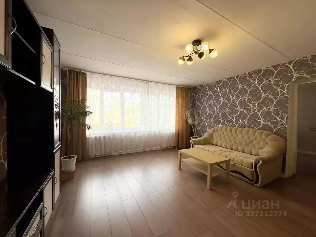 Комната Свердловская область, Екатеринбург ул. Библиотечная, 64 - Фото 1