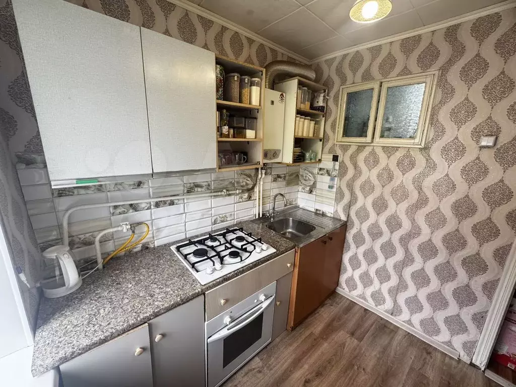 1-к. квартира, 30 м, 4/4 эт. - Фото 1