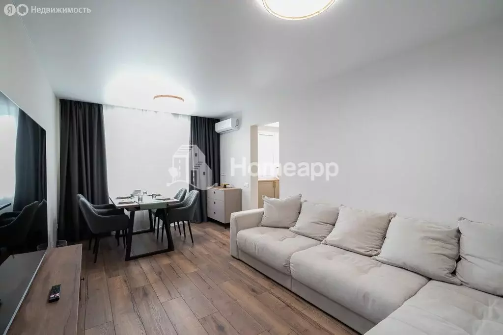 4-комнатная квартира: Москва, улица Героев Панфиловцев, 19 (83.3 м) - Фото 1