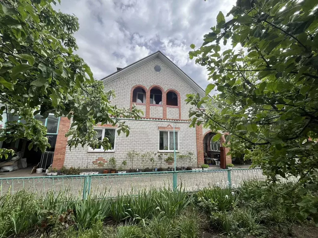 Дом 180 м на участке 18 сот. - Фото 0