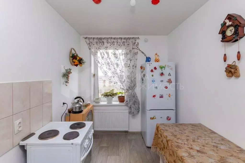 3-к кв. Тюменская область, Тюмень ул. Республики, 204к14 (66.8 м) - Фото 1