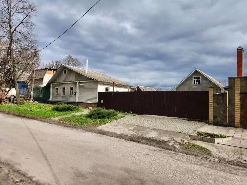 Дом в Курская область, Льгов пл. 1 Мая, 12 (49 м) - Фото 1