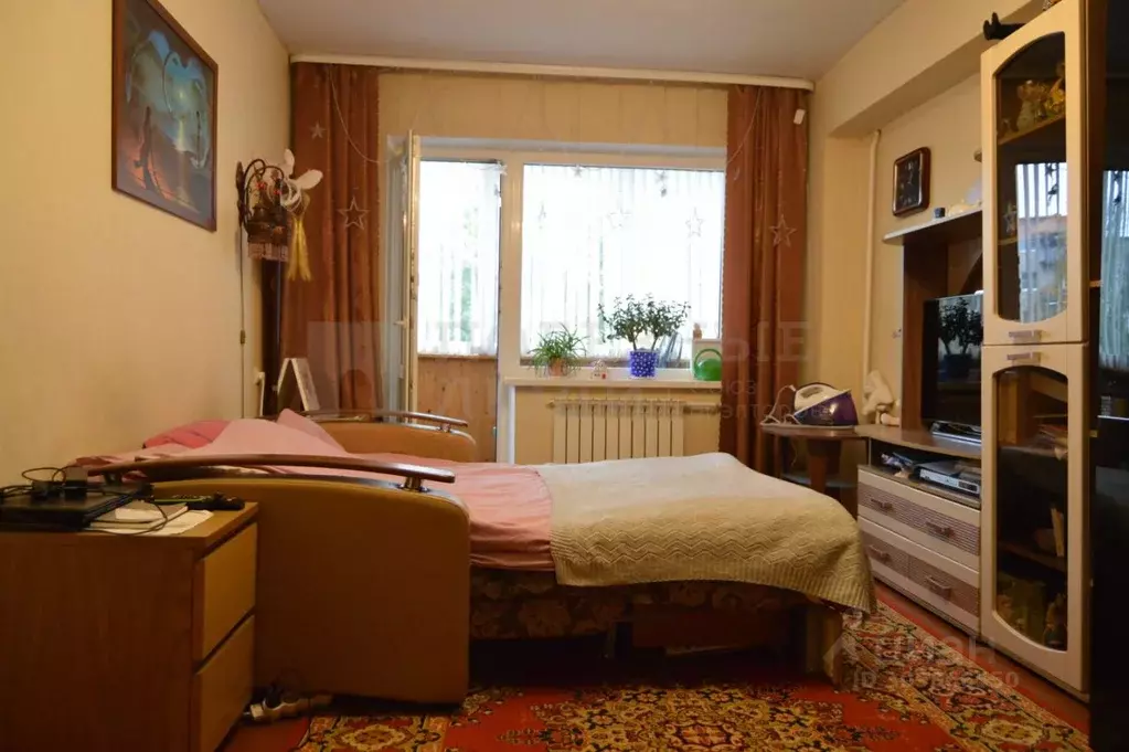 3-к кв. Новгородская область, Великий Новгород Волховский мкр, ул. ... - Фото 0