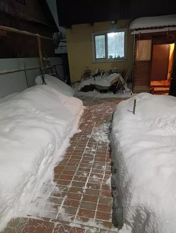 Дом в Саратовская область, Саратов Плодоягодная ул. (168 м) - Фото 2