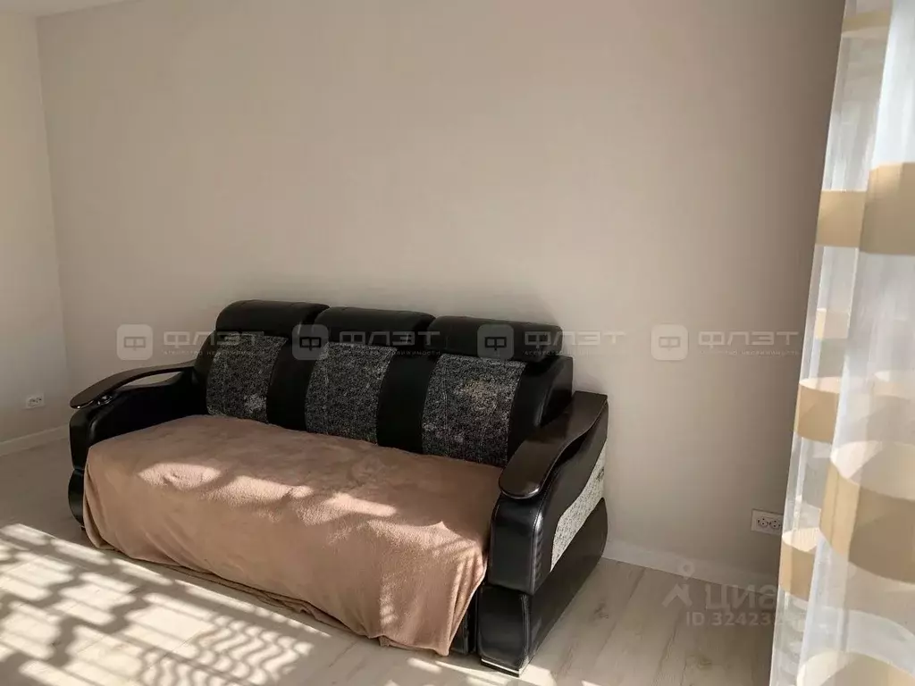 2-к кв. Татарстан, Казань ул. Братьев Касимовых, 35 (52.0 м) - Фото 2