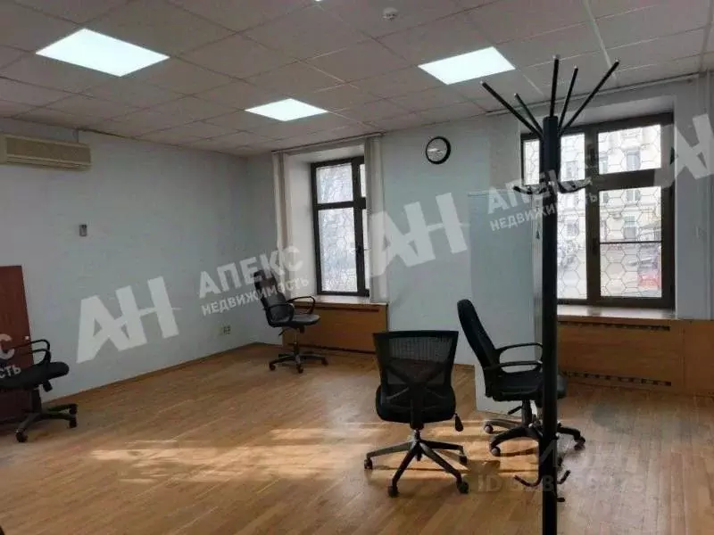 Офис в Москва ул. Лобанова, 2/21 (32 м) - Фото 1